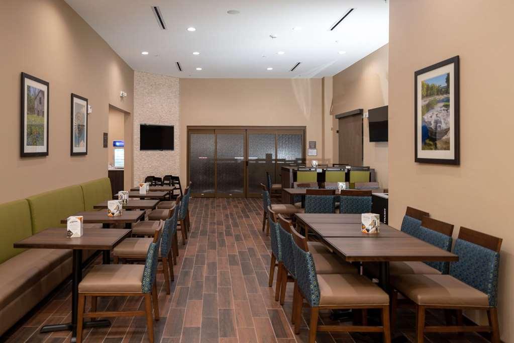 סידר פארק Comfort Suites מסעדה תמונה