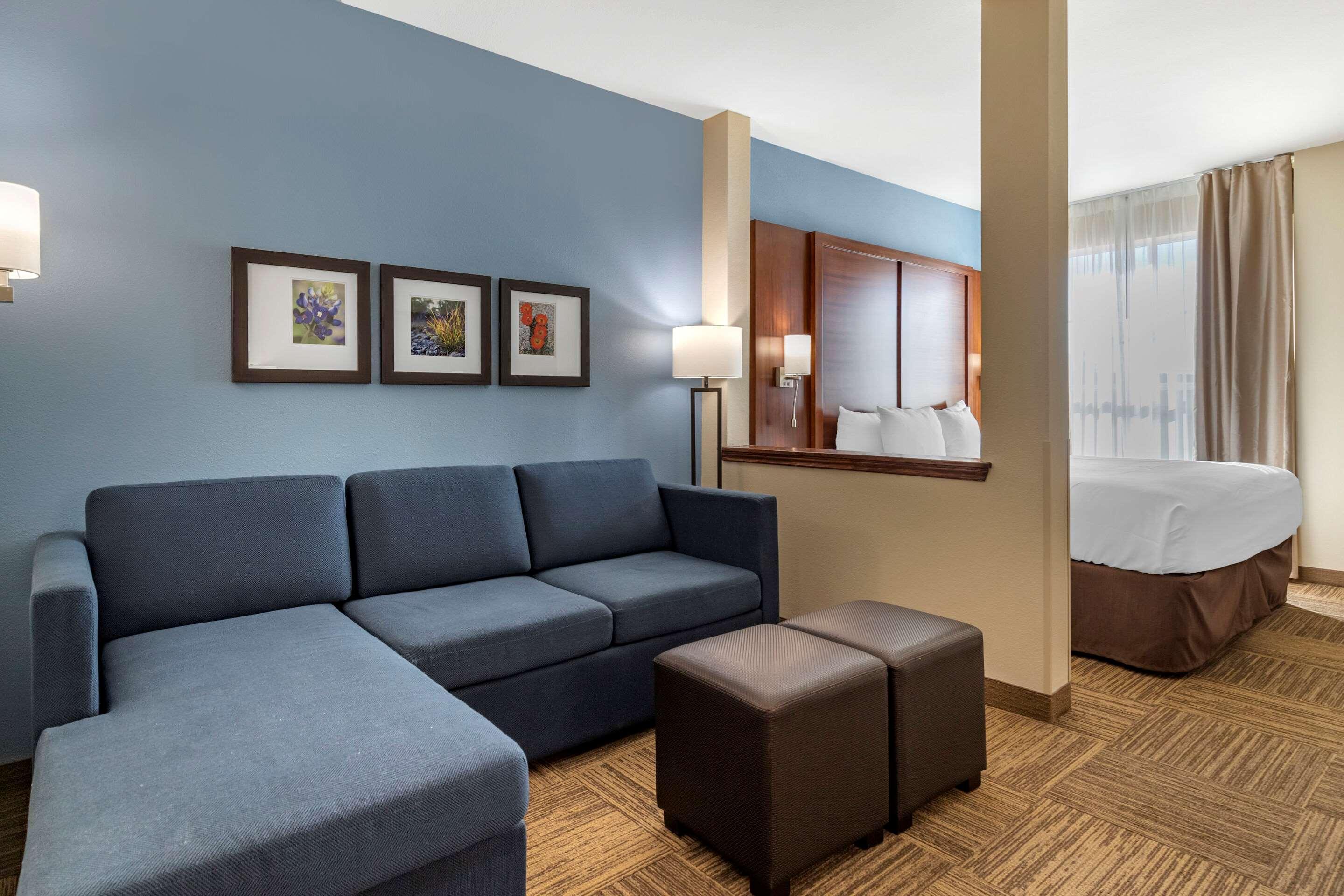 סידר פארק Comfort Suites מראה חיצוני תמונה