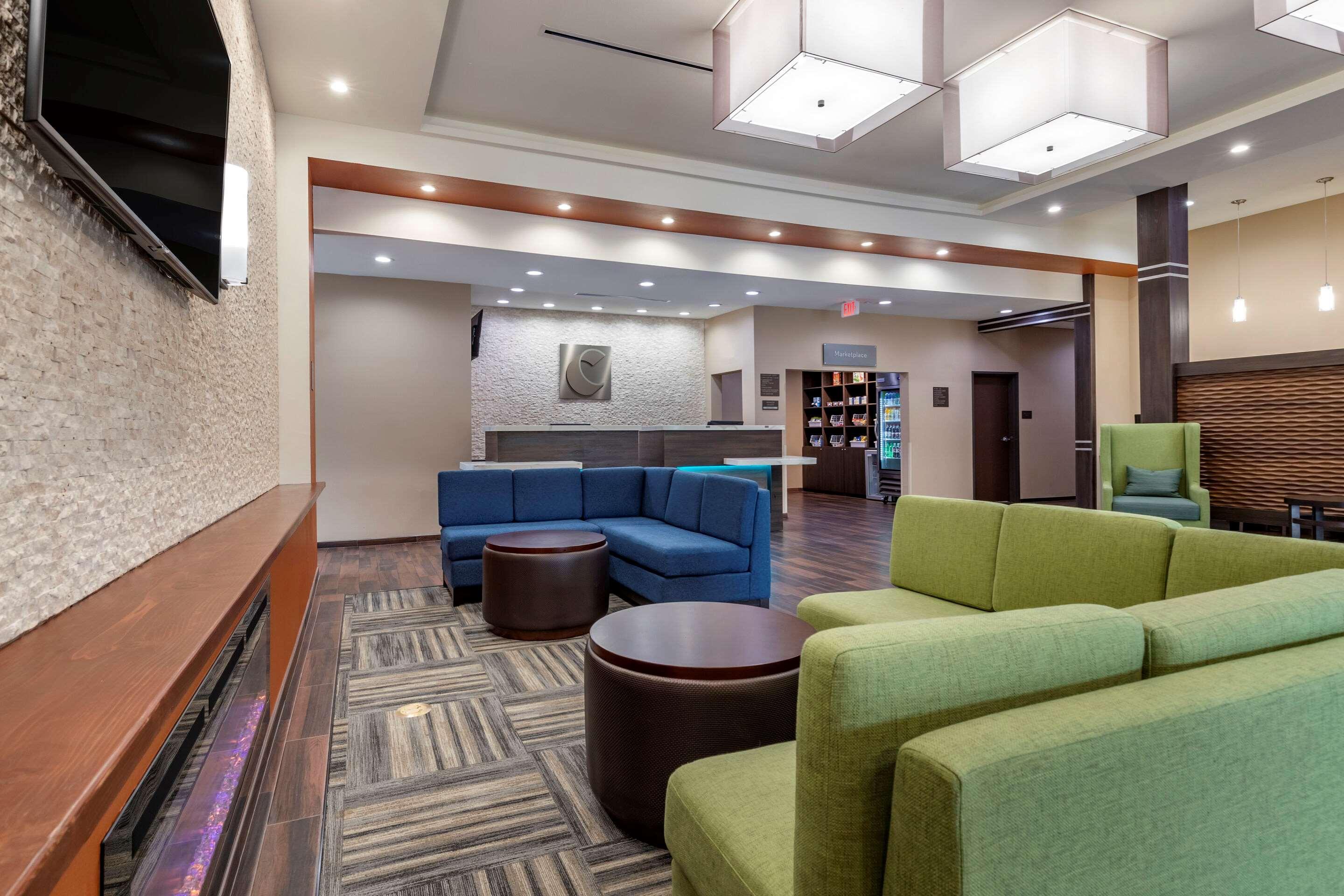 סידר פארק Comfort Suites מראה חיצוני תמונה