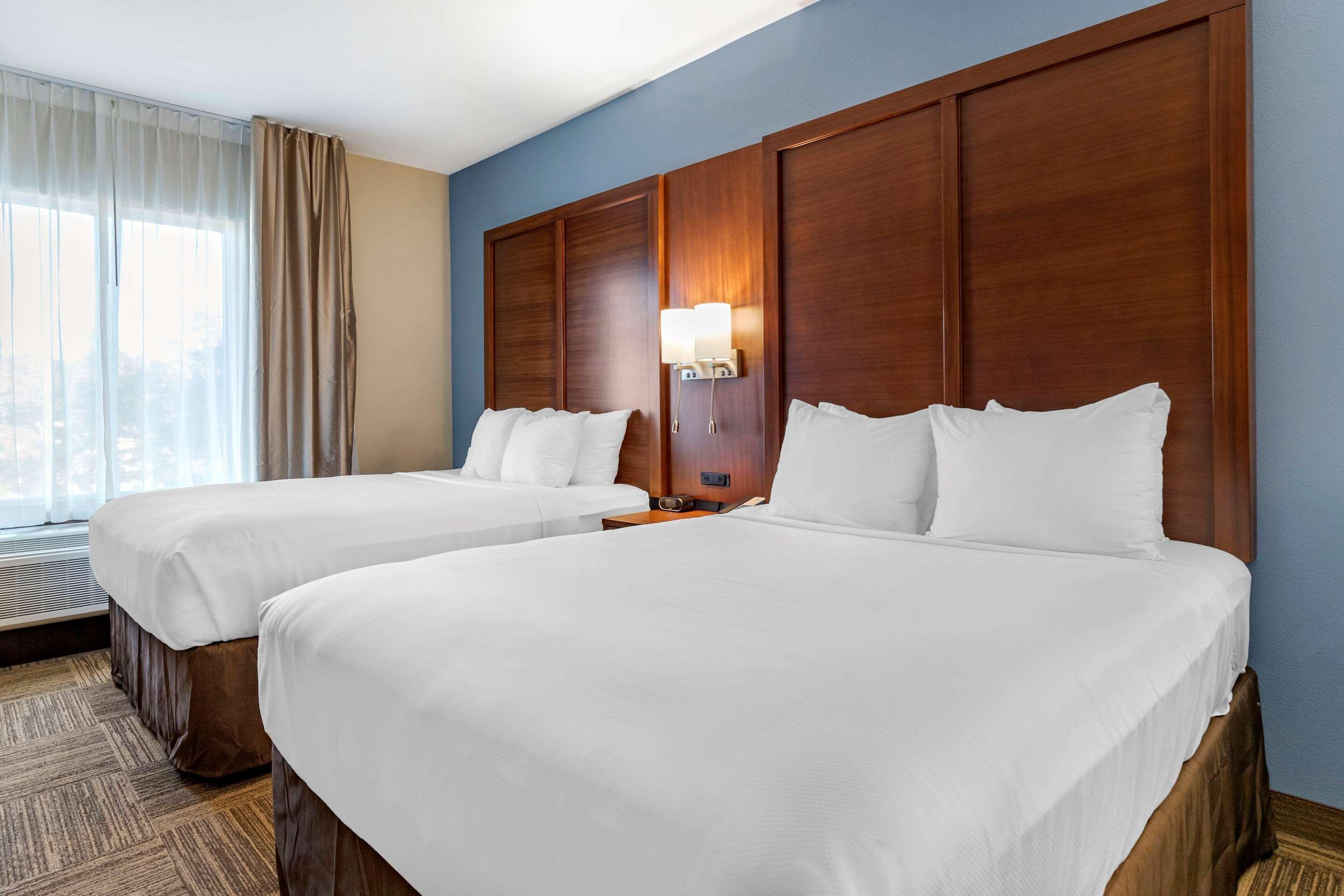 סידר פארק Comfort Suites מראה חיצוני תמונה